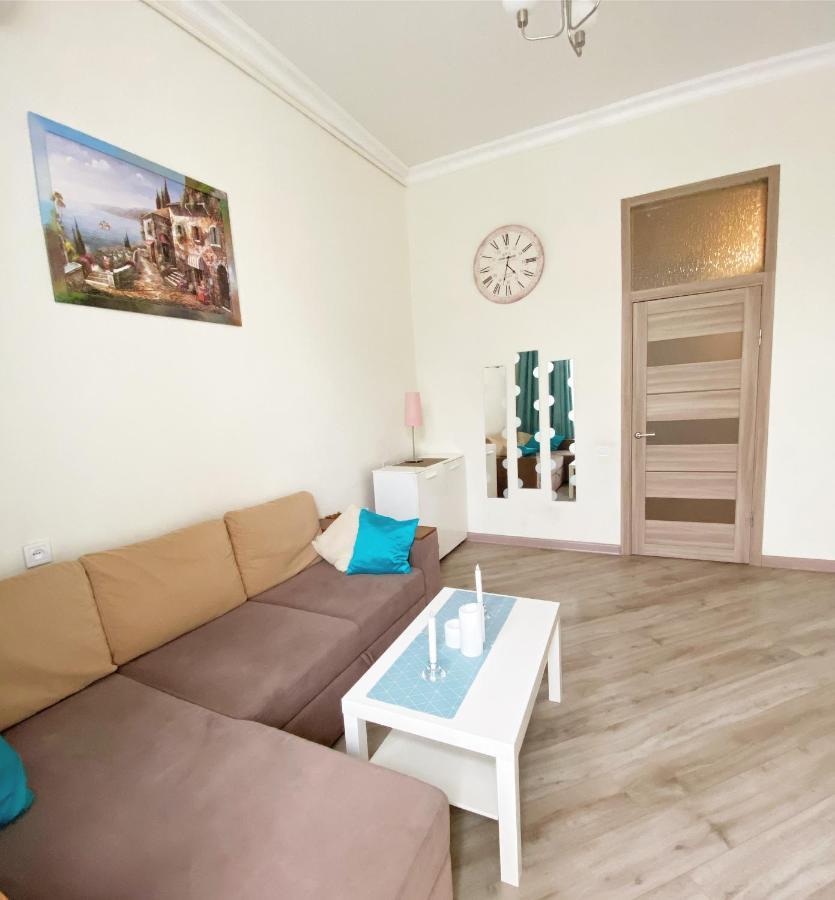 Apartment Bunina 8 オデッサ エクステリア 写真