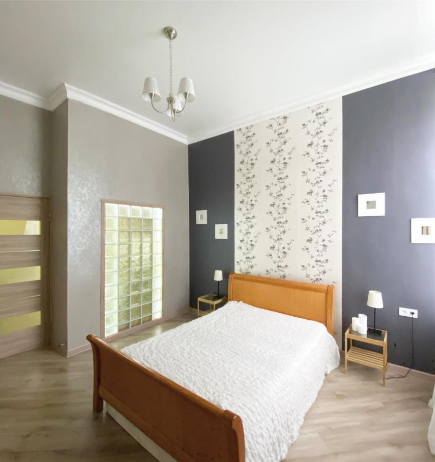 Apartment Bunina 8 オデッサ エクステリア 写真