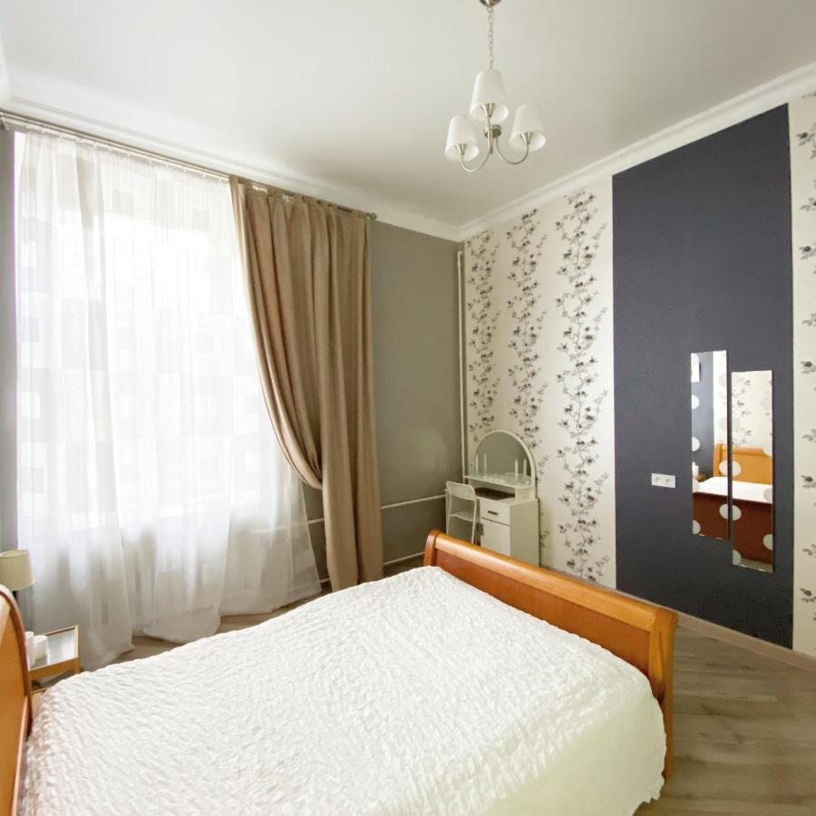 Apartment Bunina 8 オデッサ エクステリア 写真